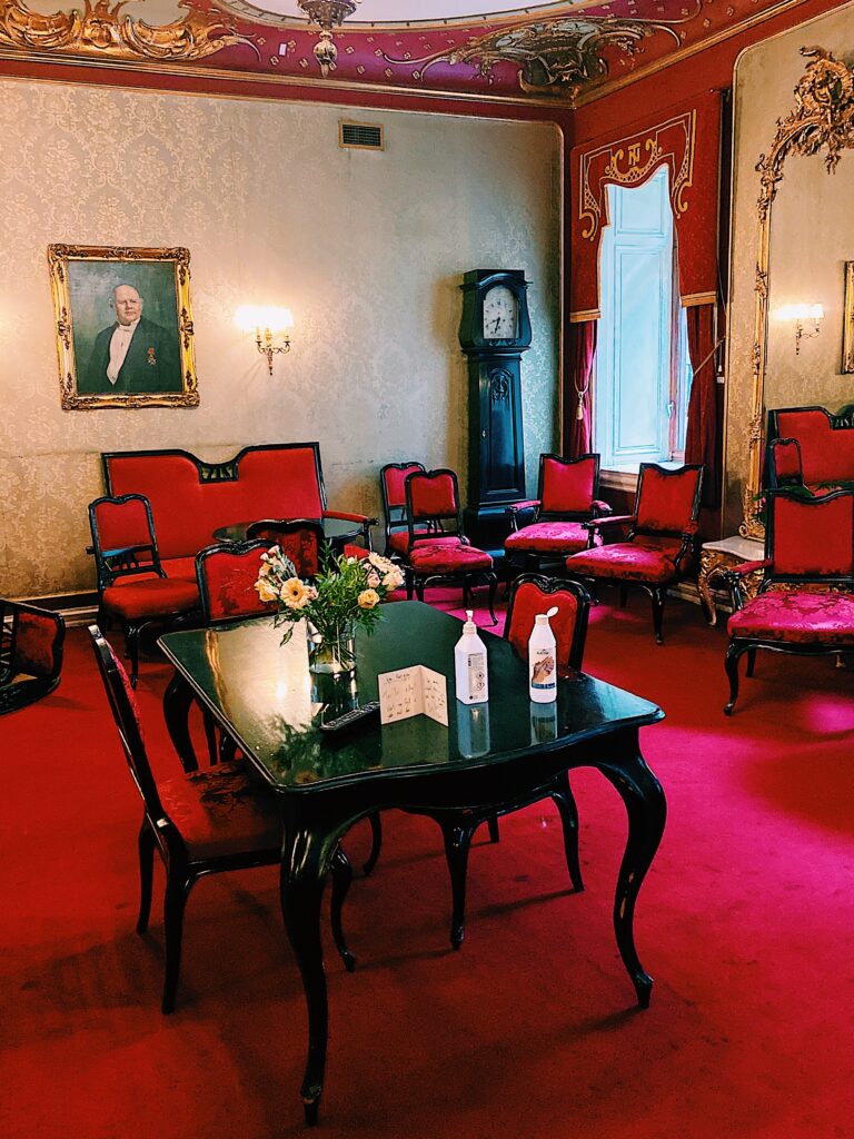 Red Room Rødt Rom Nasjonalteateret